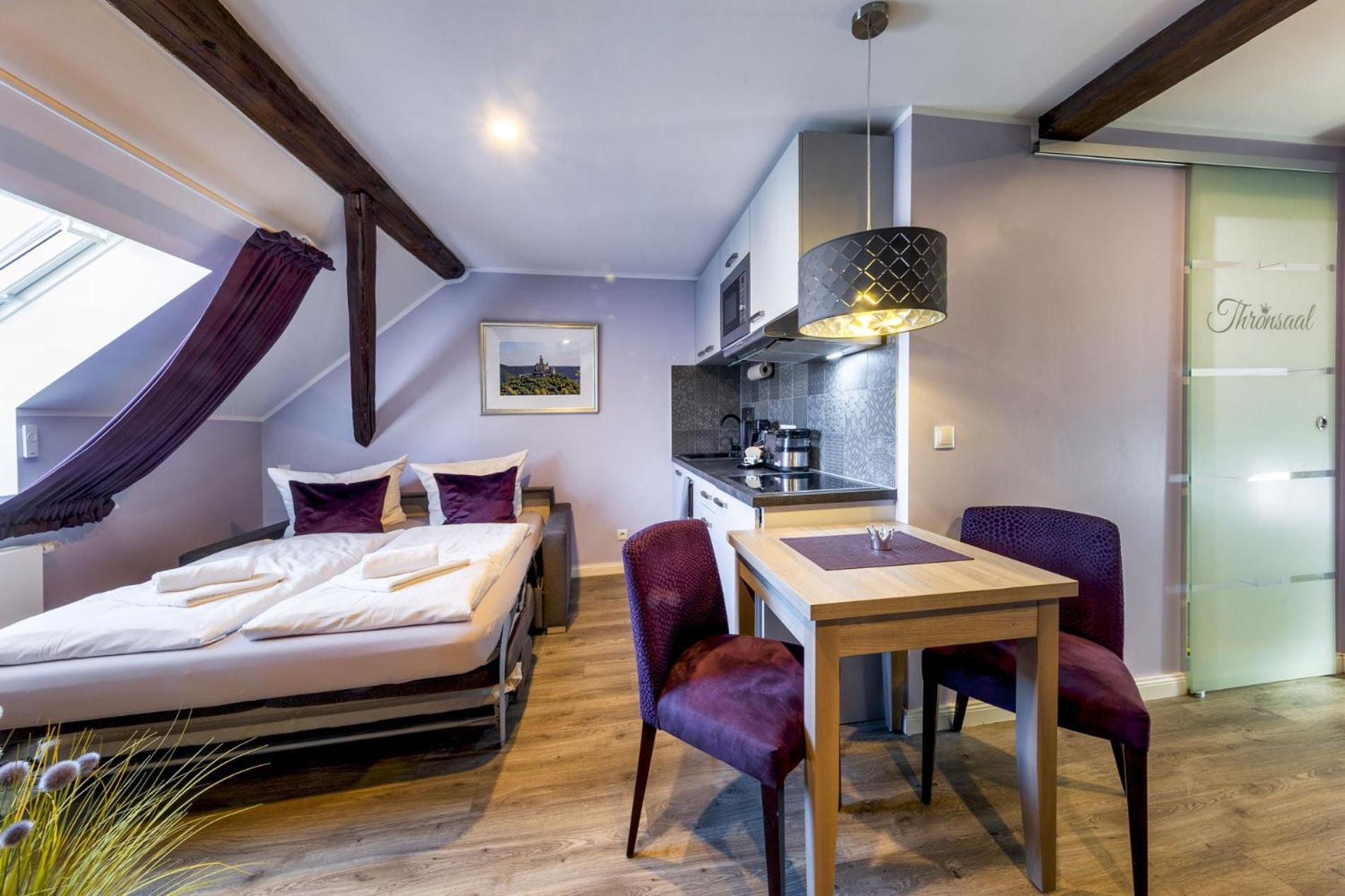 Apartmenthaus Burgenheimat In Rhens Bei Koblenz Экстерьер фото