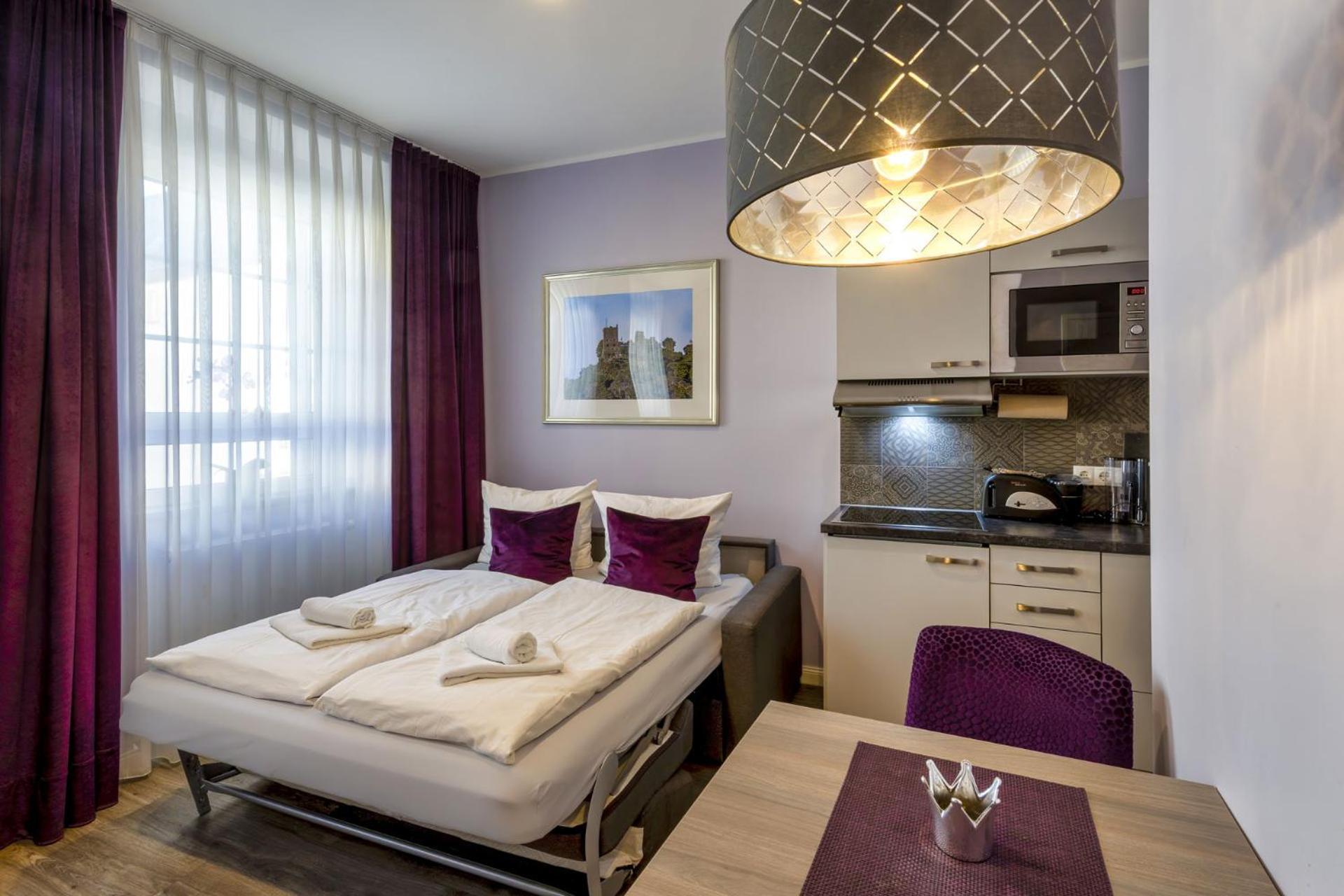 Apartmenthaus Burgenheimat In Rhens Bei Koblenz Экстерьер фото