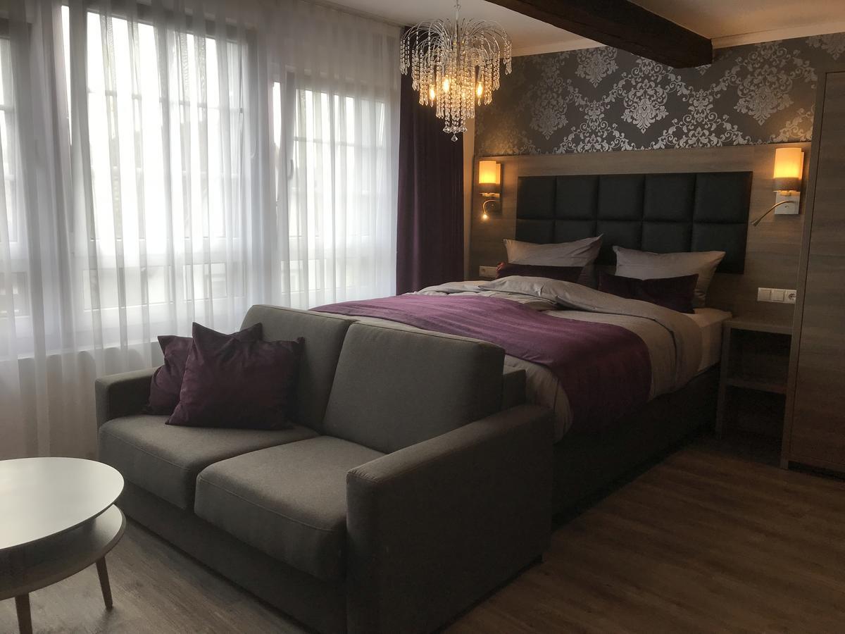 Apartmenthaus Burgenheimat In Rhens Bei Koblenz Экстерьер фото