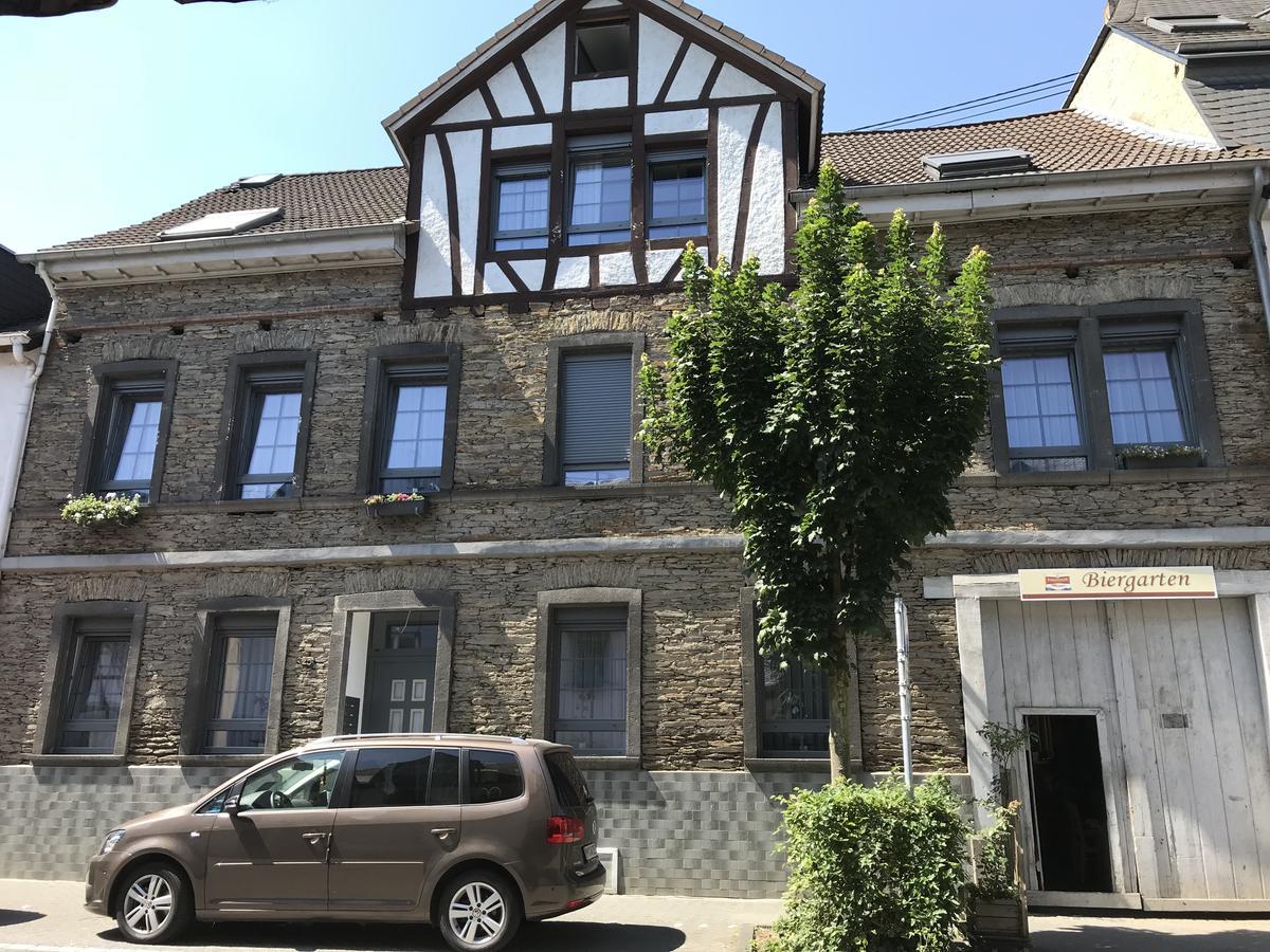Apartmenthaus Burgenheimat In Rhens Bei Koblenz Экстерьер фото