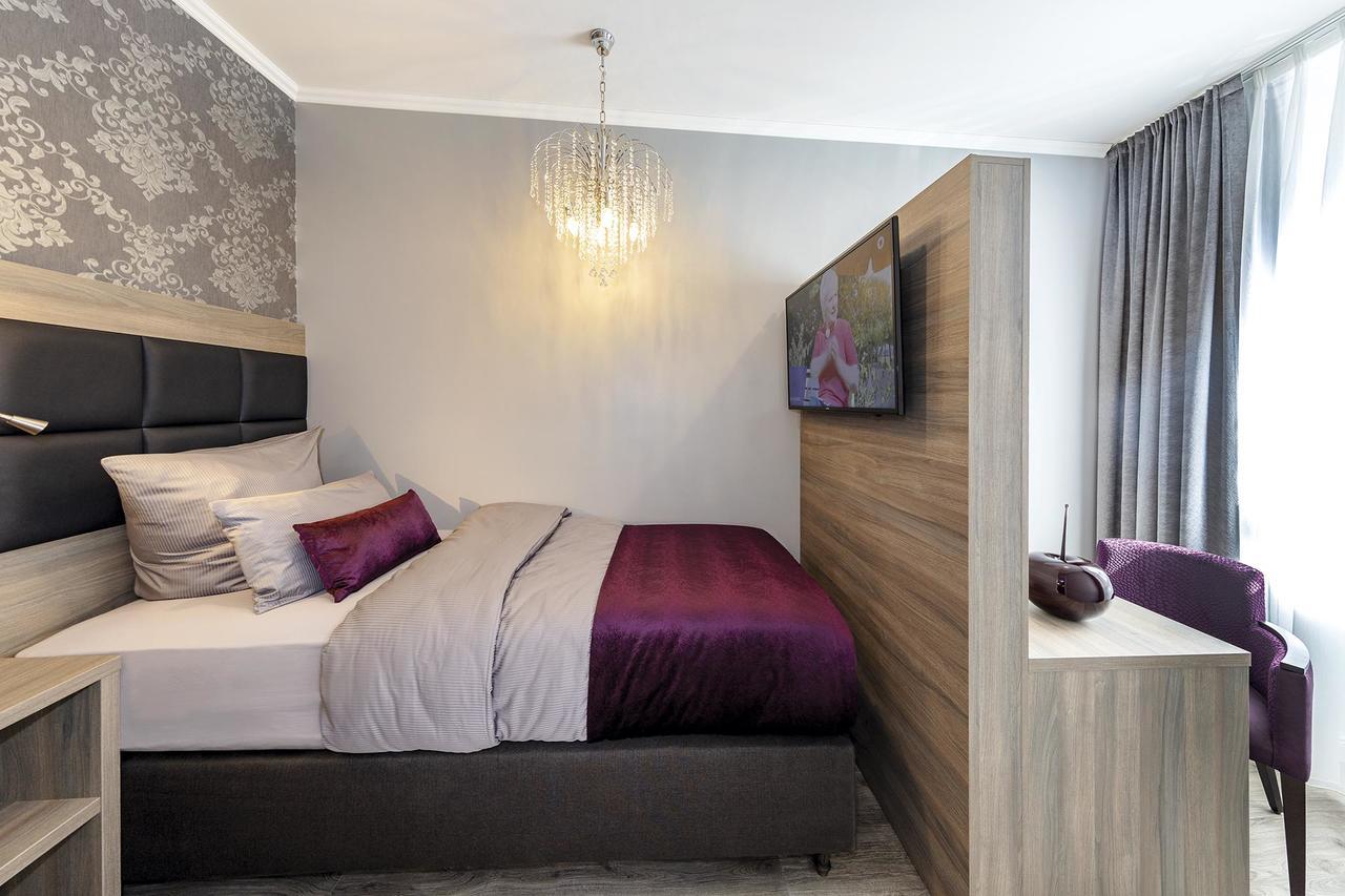Apartmenthaus Burgenheimat In Rhens Bei Koblenz Экстерьер фото