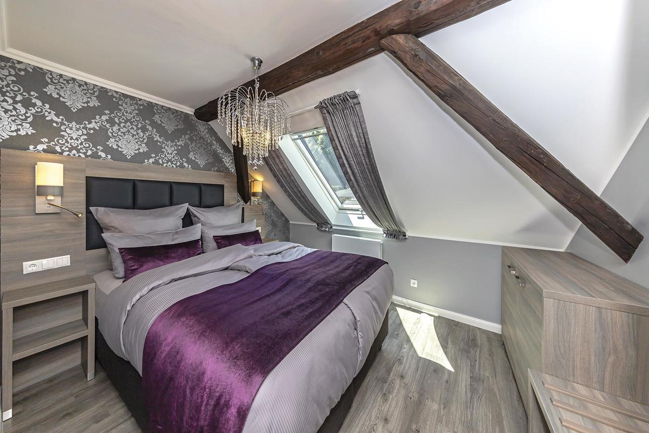 Apartmenthaus Burgenheimat In Rhens Bei Koblenz Экстерьер фото