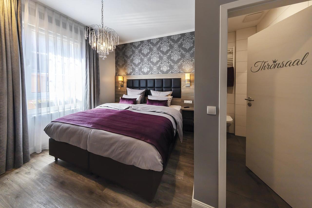 Apartmenthaus Burgenheimat In Rhens Bei Koblenz Экстерьер фото